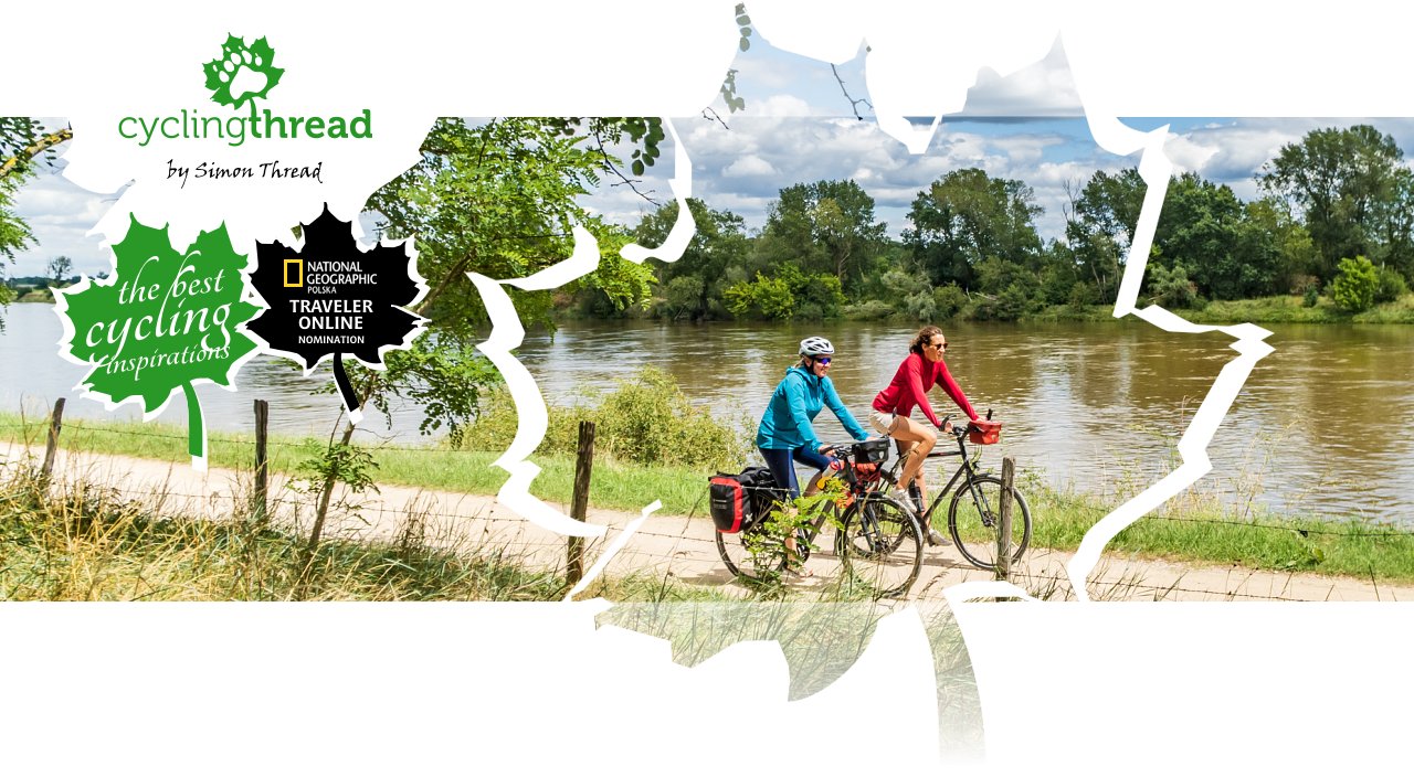 Cycling ladies on the Loire route